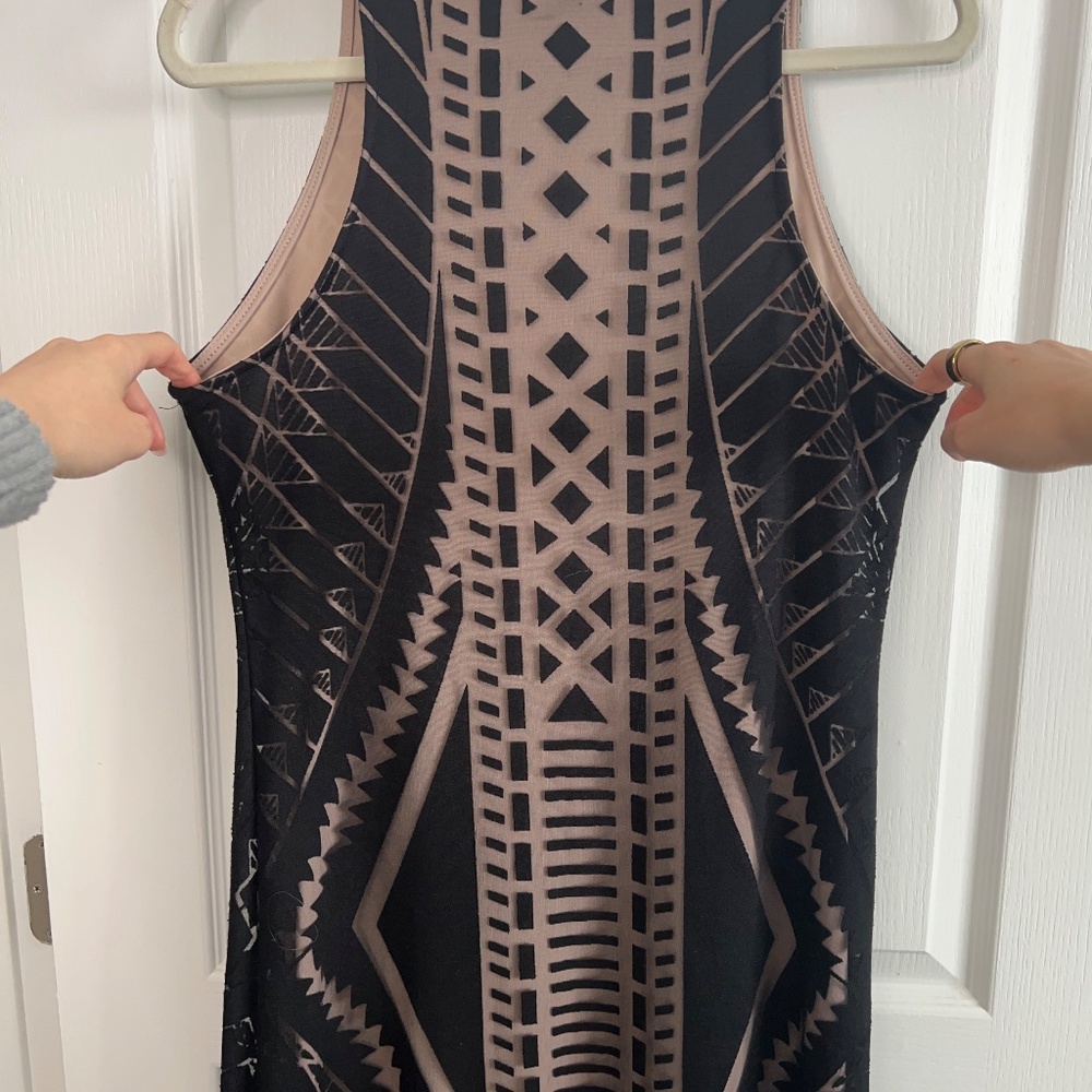 Geometric Print Sleeveless Maxi Dress | Modern Statement - Picture 4 of 4
